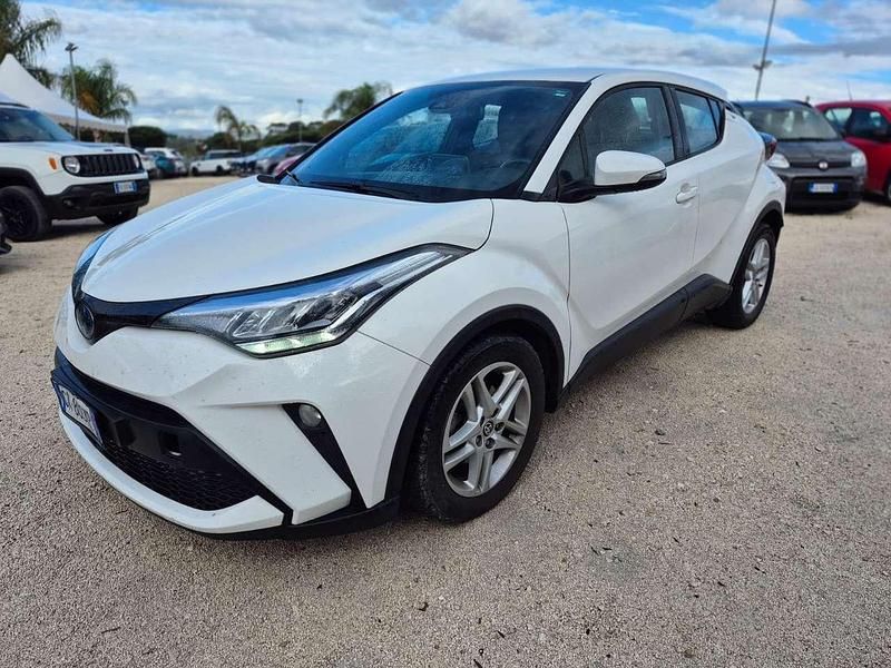 Bianco Usata 2022 Toyota C-HR Lounge SUV | 18.900 € (Buon prezzo) - Immagine 1/4