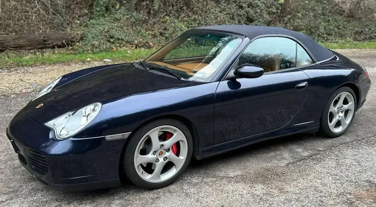 Usata Porsche 911 Carrera 4S Cabriolet 320 CV (235 kW) 2004 Blu/azzurro Cabrio