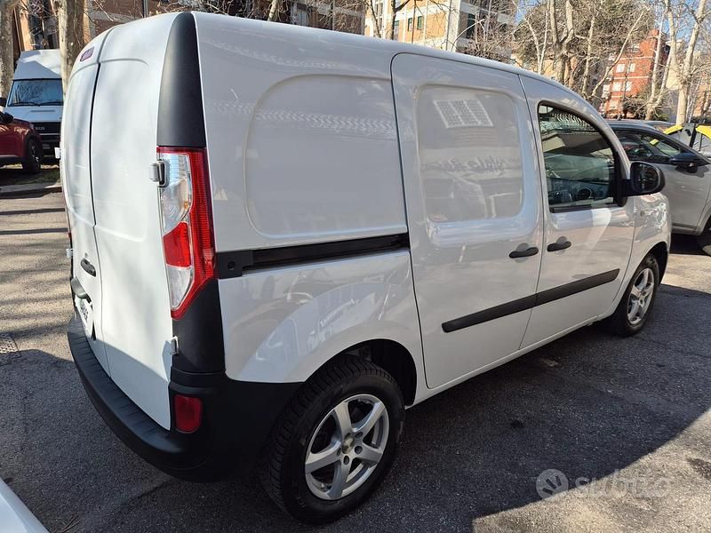 Usata Renault Kangoo 95 CV (69 kW) 2019 Bianco Monovolume