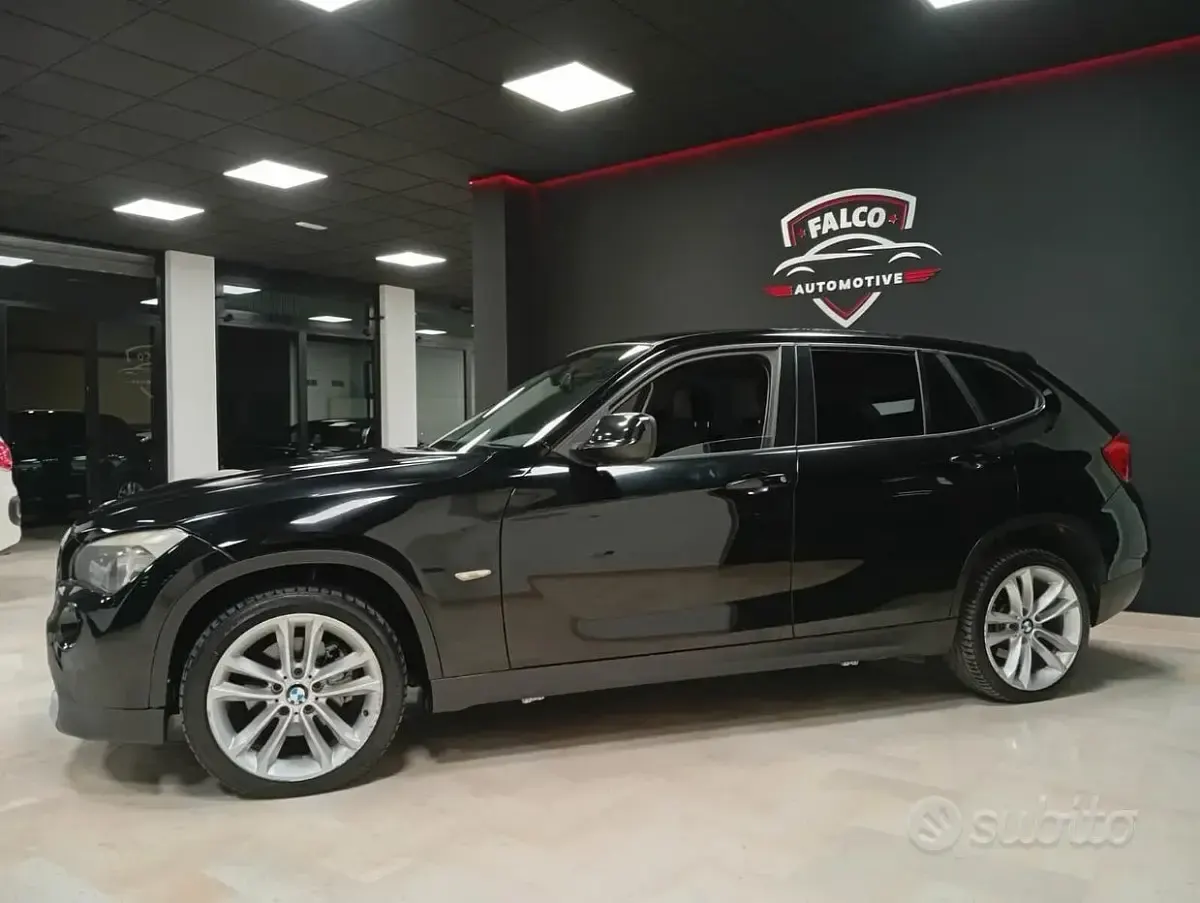 Usata BMW X1 143 CV (105 kW) 2011 Nero SUV
