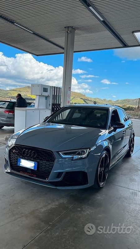 Usata Audi RS3 Sportback 520 CV (382 kW) 2019 Grigio Utilitaria