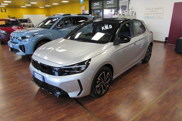 Argento Nuova 2025 Opel Corsa | 17.990 € (Super prezzo) - Immagine 1/4