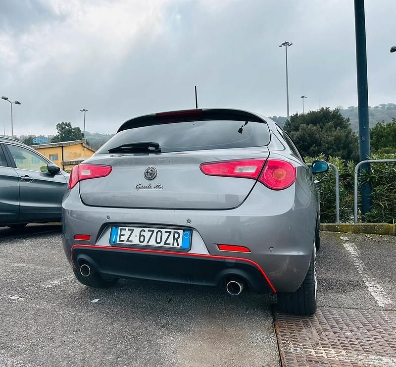 Usata Alfa Romeo Giulietta 150 CV (110 kW) 2016 Berlina