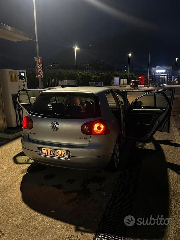Usata VW Golf IV 140 CV (102 kW) 2004 Grigio Station wagon
