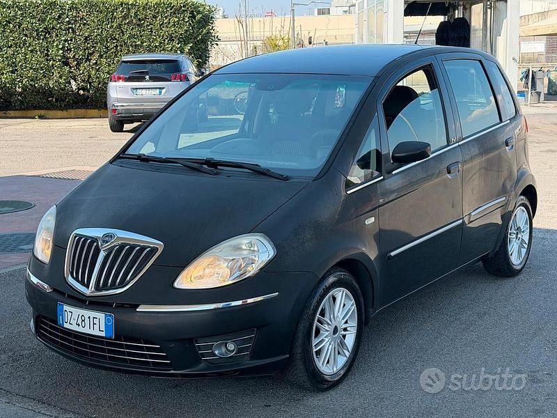 Usata Lancia Musa 2009 Nero Monovolume