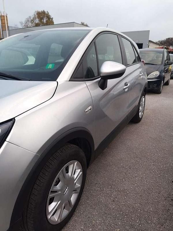 Usata Opel Crossland X Innovation 82 CV (60 kW) 2018 Argento SUV