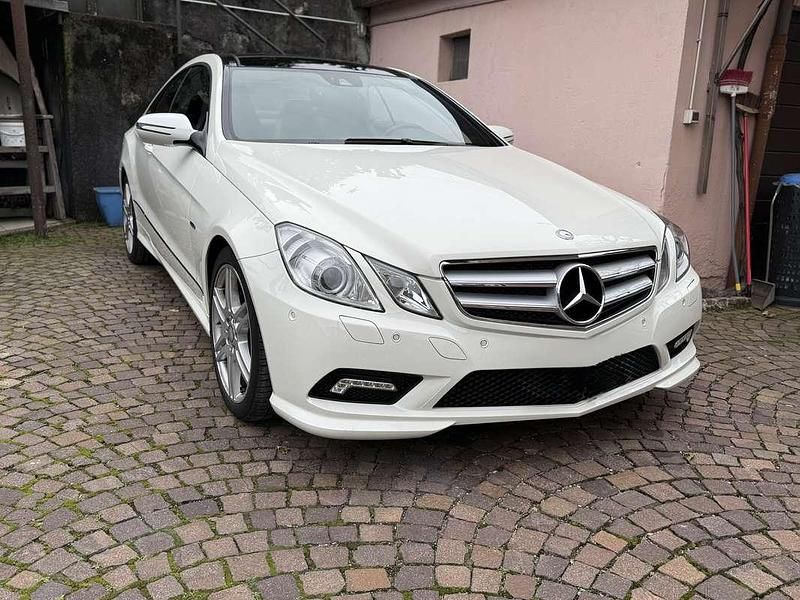 Usata Mercedes E250 AMG 204 CV (150 kW) 2009 Coupé