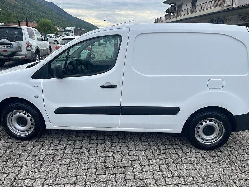 Occasion Citroën Berlingo 99 ch (72 kW) 2017 Blanc Monospace