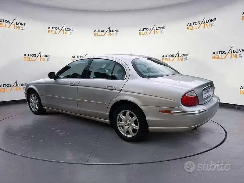 Usata Jaguar S-Type Executive 238 CV (175 kW) 2000 Grigio Berlina