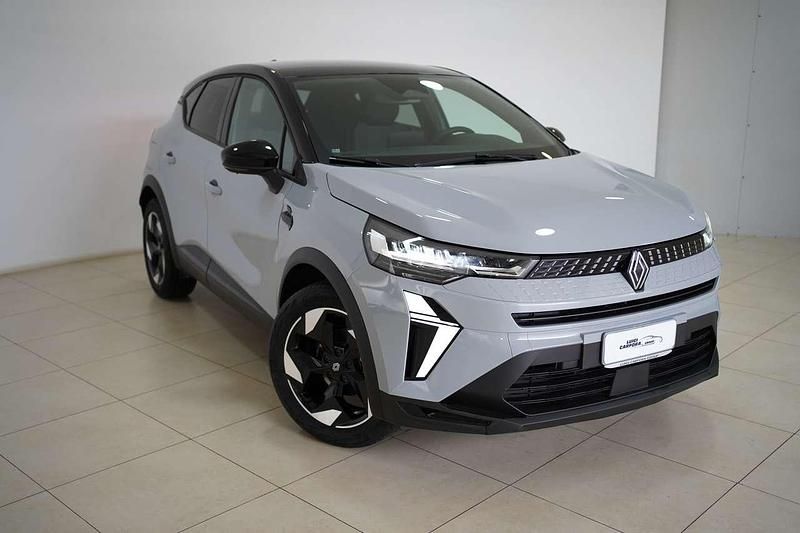Usata Renault Captur Techno 101 CV (74 kW) 2025 Grigio rafaele + tetto nero SUV