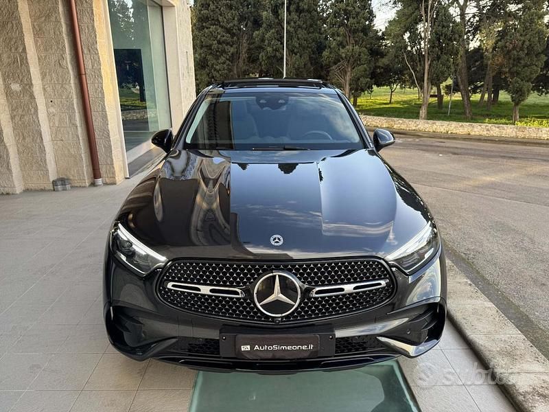 Usata Mercedes GLC300e AMG Line Premium Plus 197 CV (144 kW) 2025 Grigio scuro Coupé