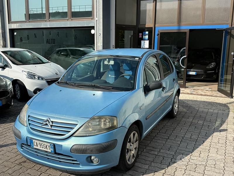 Usata Citroën C3 Exclusive 70 CV (51 kW) 2002 Blu Utilitaria