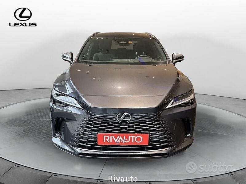 Usata Lexus RX450h Luxury Line 309 CV (227 kW) 2025 Grigio scuro SUV