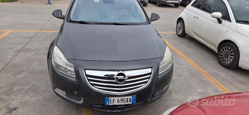 Usata Opel Insignia 160 CV (117 kW) 2012 Grigio Berlina