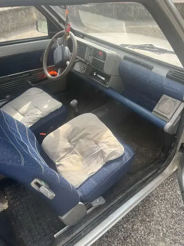 Usata Fiat Panda 54 CV (39 kW) 2001 Grigio Berlina