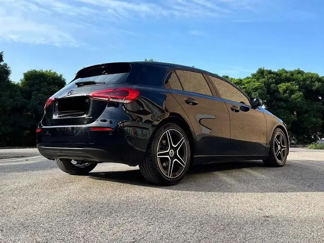 Usata Mercedes A180 Business 116 CV (85 kW) 2020 Nero Berlina