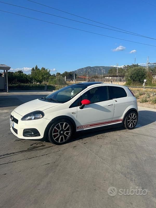 Usata Abarth Grande Punto 155 CV (114 kW) 2009 Utilitaria