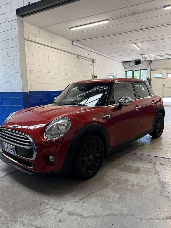 Usata Mini ONE 102 CV (75 kW) 2015 Other Utilitaria