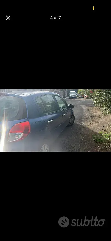 Gebraucht Renault Clio II 85 PS (62 kW) 2010 Blau Limousine