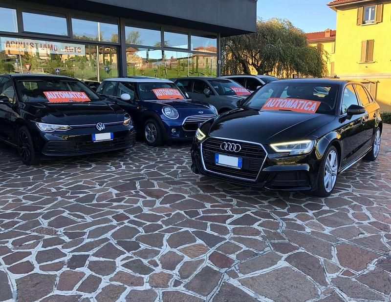 Nero Usata 2019 Audi A3 Sportback Sport Due volumi | 19.500 € (Buon prezzo) - Immagine 1/4