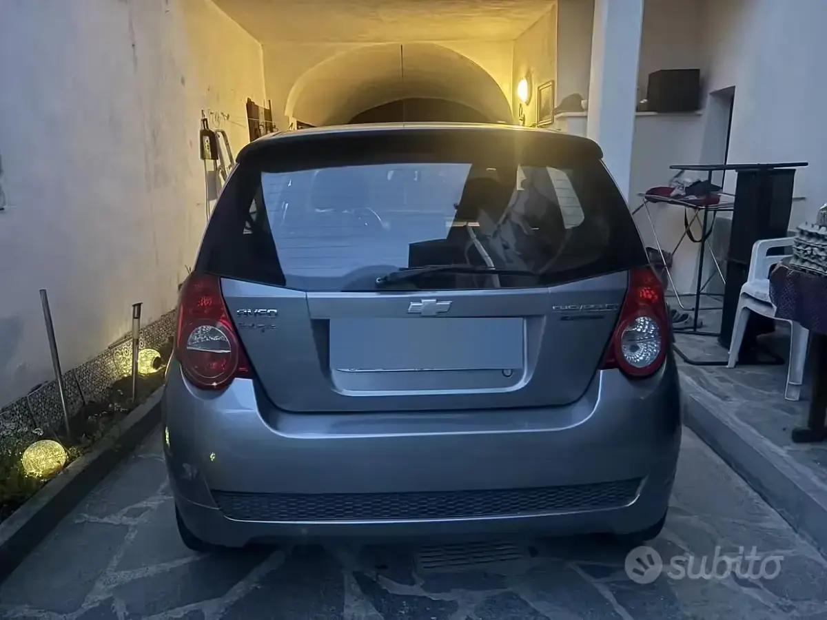 Usata Chevrolet Aveo 84 CV (61 kW) 2009 Grigio Berlina