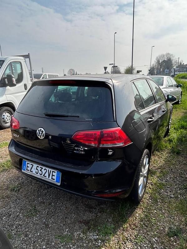Usata VW Golf VII Trendline 90 CV (66 kW) 2015 Berlina