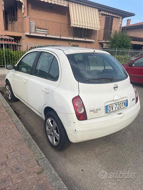Usata Nissan Micra 86 CV (63 kW) 2009 Bianco Utilitaria