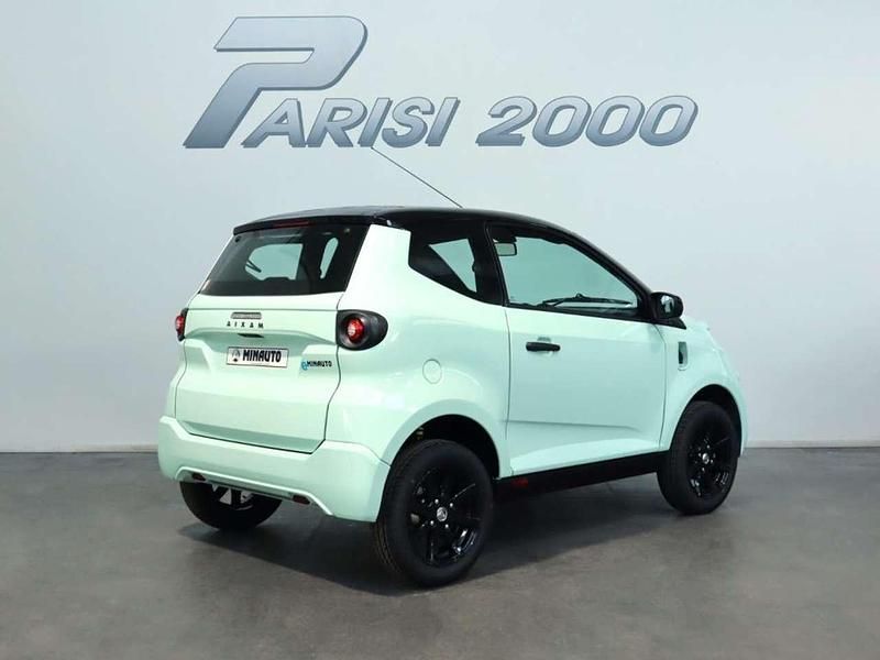 Nuova Aixam eMinauto Chic 2025 Verde Utilitaria