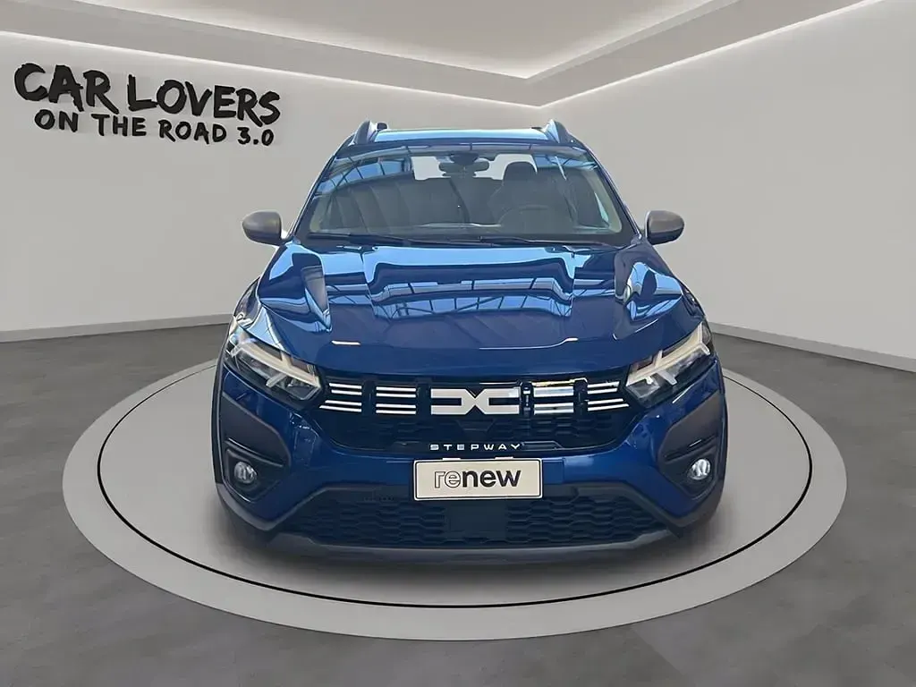 Usata Dacia Sandero Comfort 101 CV (74 kW) 2023 Blu iron Utilitaria