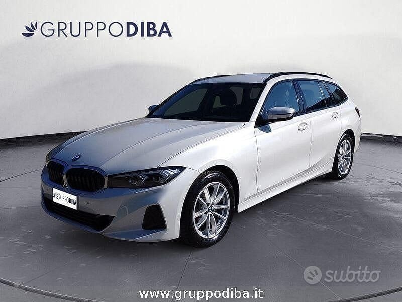 Begagnad BMW 318 Efficient Dynamics 150 HK (110 kW) 2024 Vit Kombi
