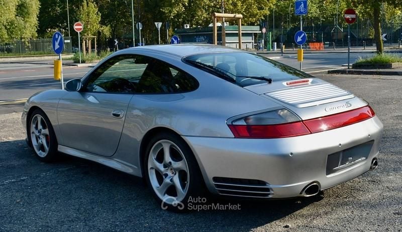 Usata Porsche 911 Carrera 4S 321 CV (236 kW) 2003 Argento Coupé