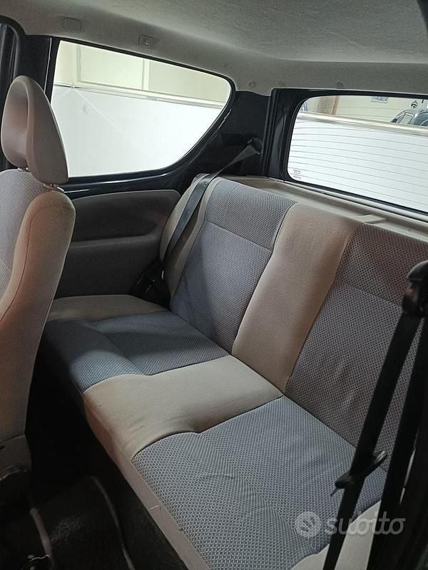 Usata Fiat 600 Active 54 CV (39 kW) 2005 Nero Utilitaria