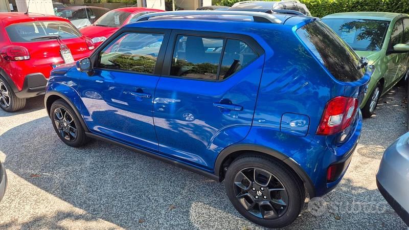 Usata Suzuki Ignis 90 CV (66 kW) 2017 Blu Utilitaria