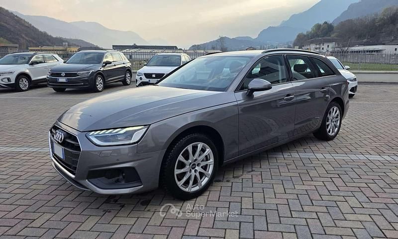 Usata Audi A4 204 CV (150 kW) 2022 Gray Station wagon