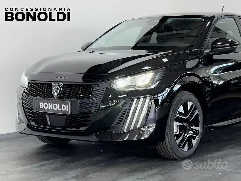 Nuova Peugeot 208 100 CV (73 kW) 2026 Nero Utilitaria
