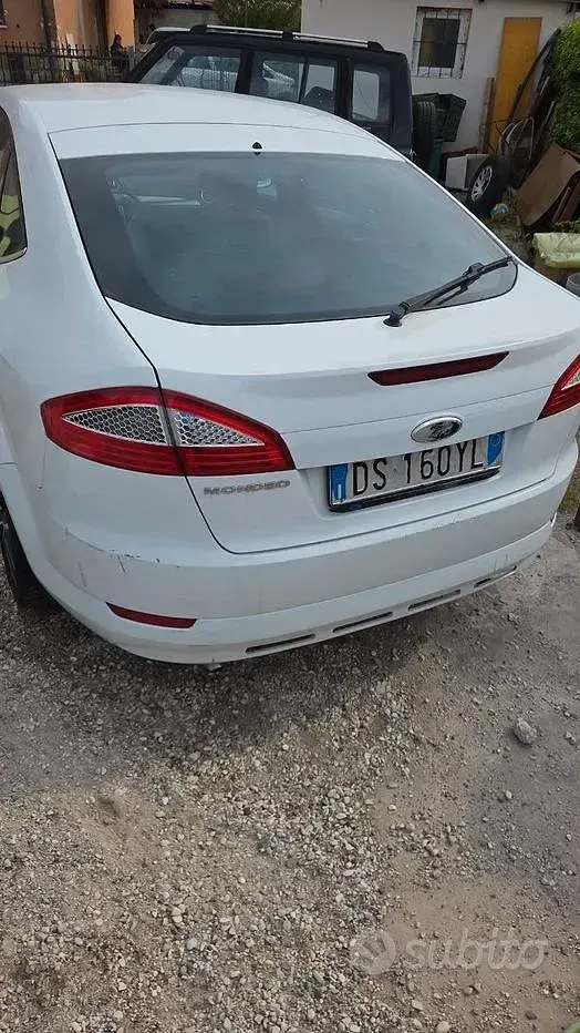 Usata Ford Mondeo 145 CV (106 kW) 2008 Bianco Berlina
