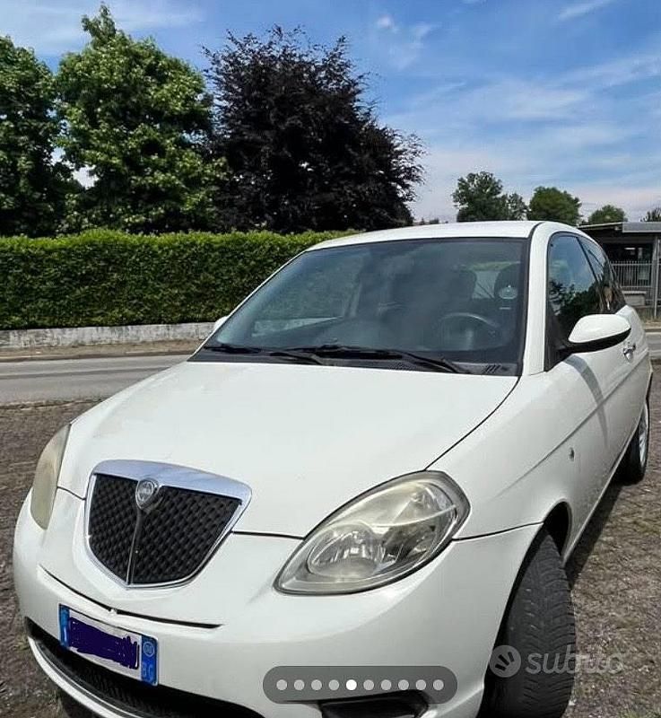 Gebraucht Lancia Ypsilon 69 PS (50 kW) 2008 Weiß Kleinwagen