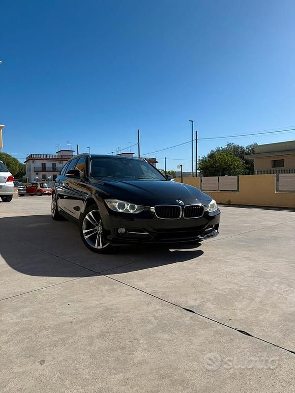 Usata BMW 320 184 CV (135 kW) 2013 Nero Berlina