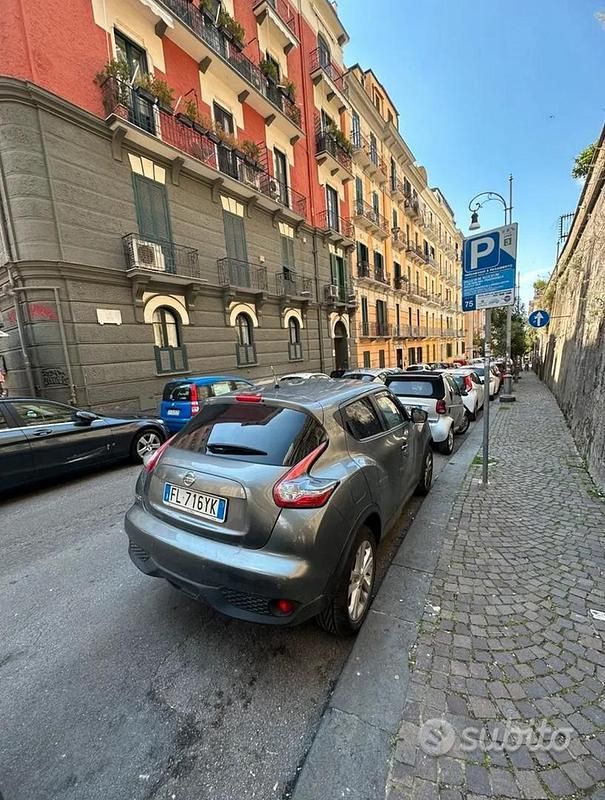 Grigio Usata 2018 Nissan Juke Premium Edition SUV | 10.500 € (Buon prezzo) - Immagine 1/4