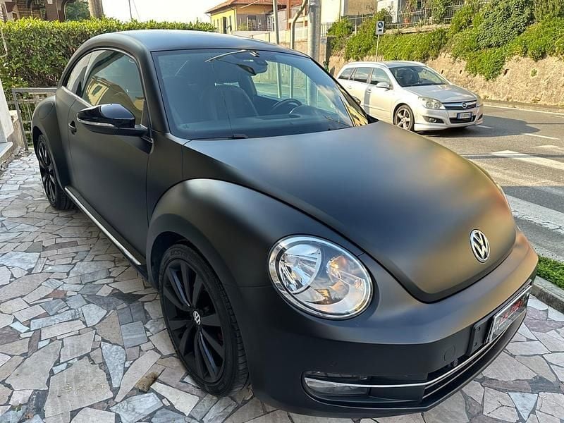 Nero Usata 2012 VW Maggiolino Sport Tre volumi | 12.900 € (Cara) - Immagine 1/4