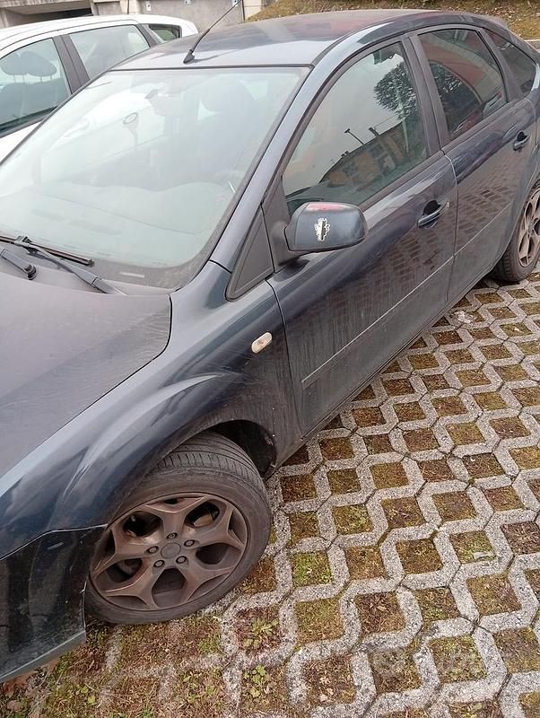 Usata Ford Focus 90 CV (66 kW) 2007 Berlina