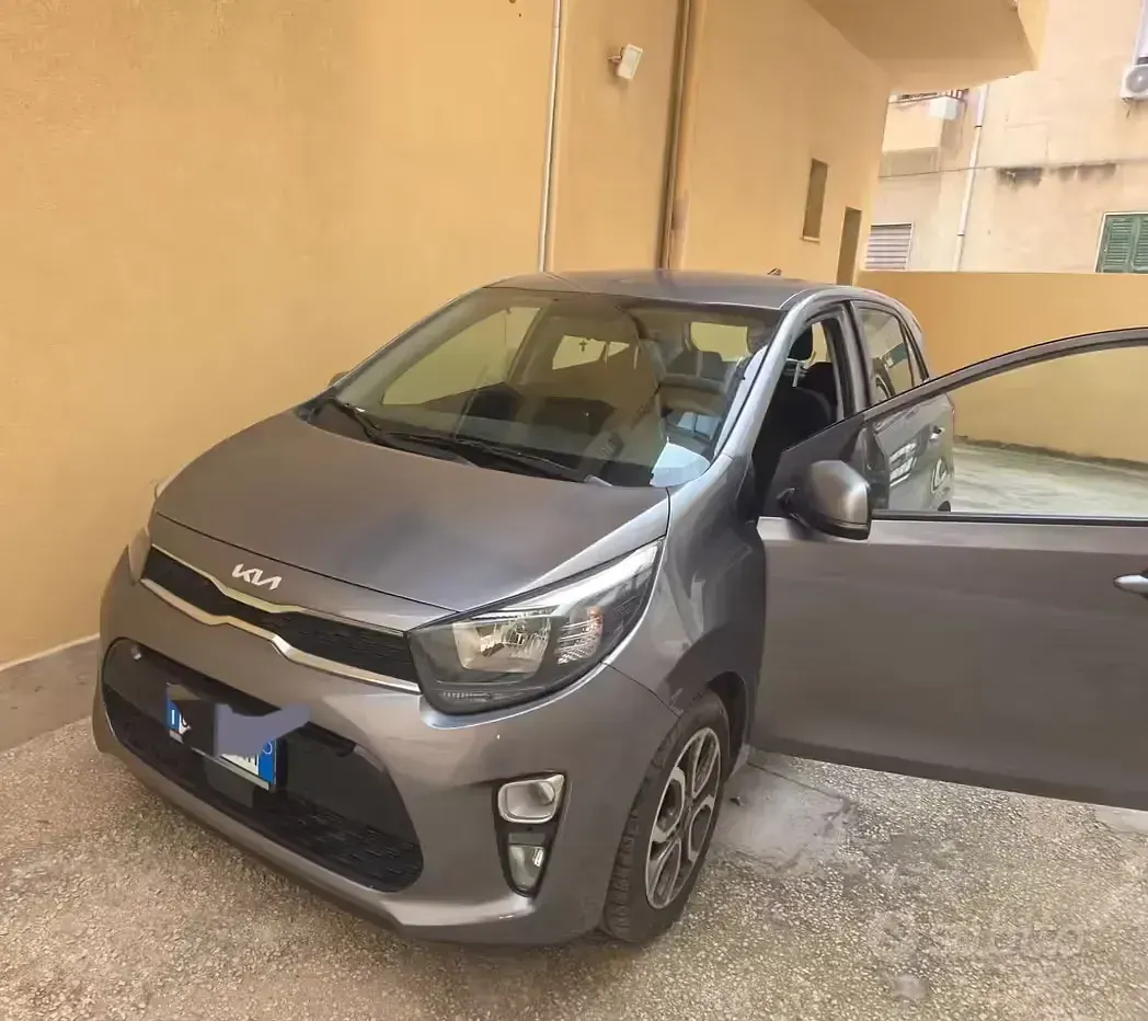 Usata Kia Picanto Style 67 CV (49 kW) 2024 Grigio Utilitaria