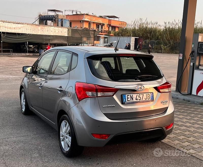 Usata 2012 Hyundai ix20 Due volumi | 4300 € - Immagine 1/4