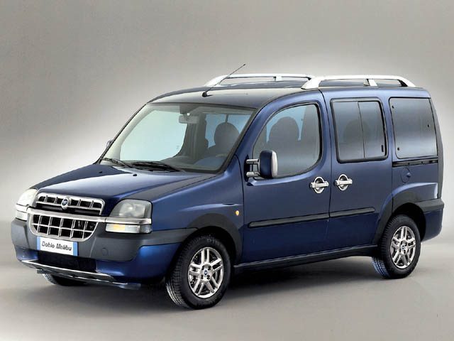 Fiat Doblò 1.9 Diesel 105 CV (2004) • Risparmia 290 in