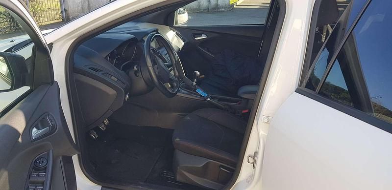 Usata Ford Focus Business Edition 125 CV (91 kW) 2017 Bianco Berlina