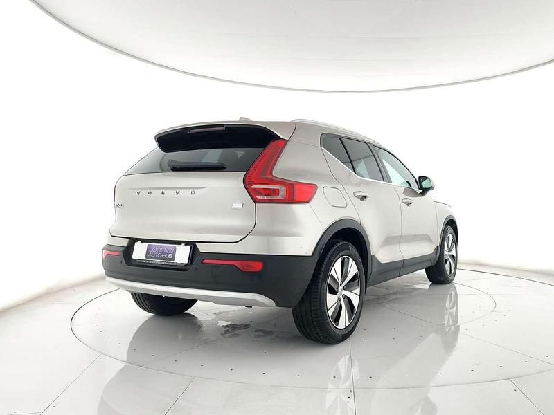 Usata Volvo XC40 Core 129 CV (94 kW) 2022 Beige SUV