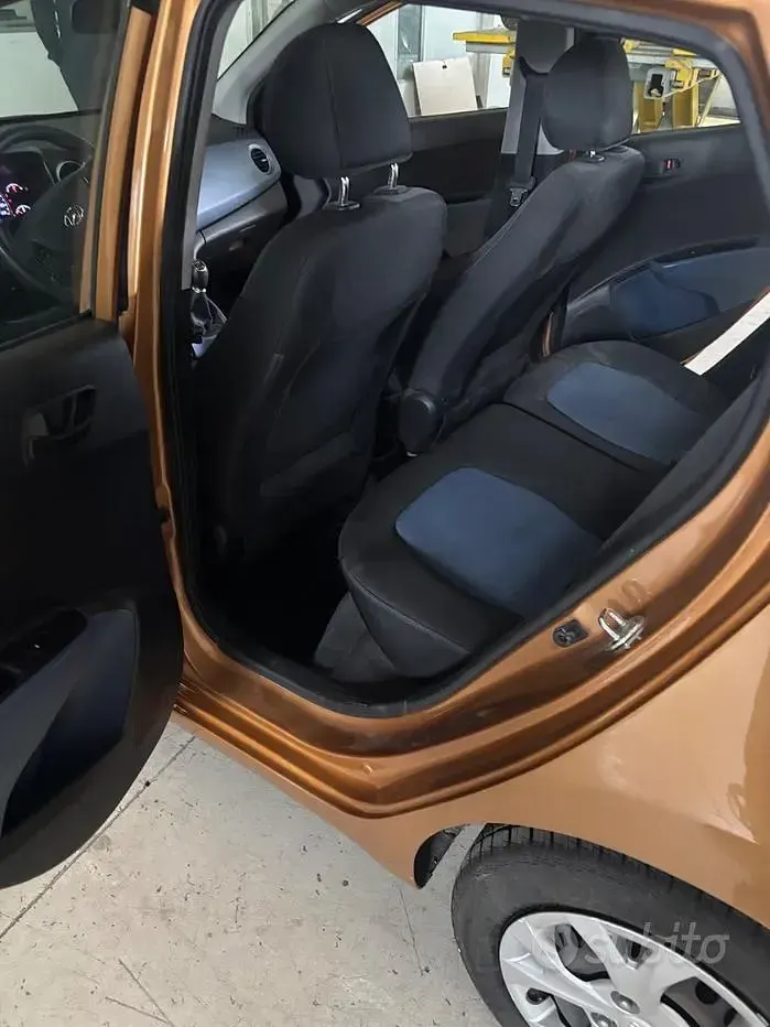 Usata Hyundai i10 66 CV (48 kW) 2015 Utilitaria