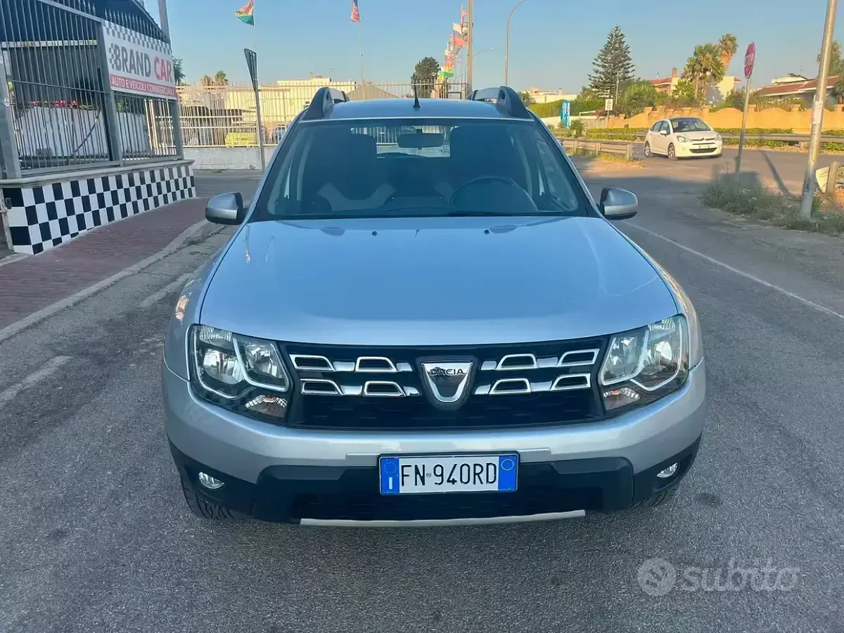 Usata Dacia Duster Prestige 109 CV (80 kW) 2018 Grigio SUV