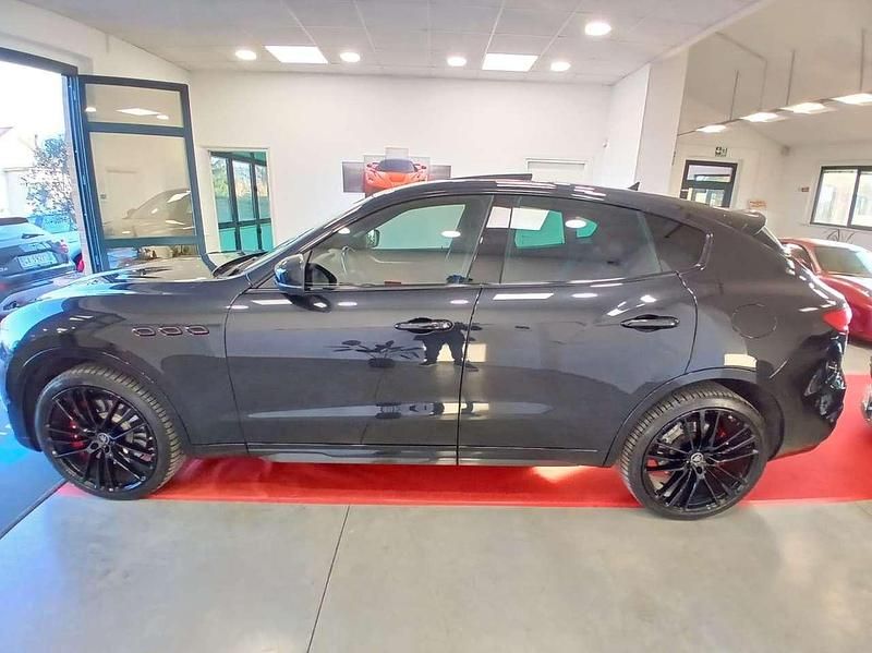 Usata Maserati Levante 581 CV (427 kW) 2020 Nero SUV