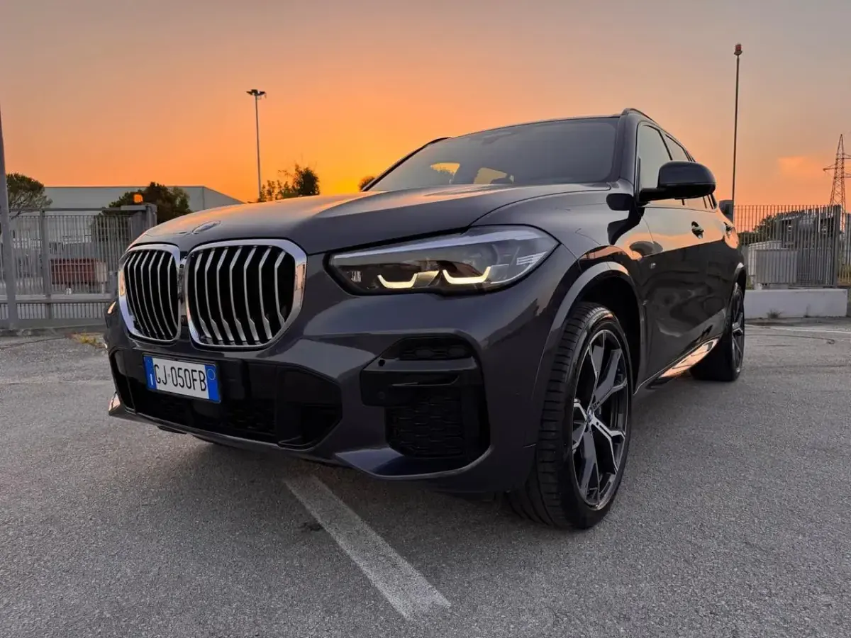 Usata BMW X5 M Sport 285 CV (209 kW) 2022 Grigio SUV